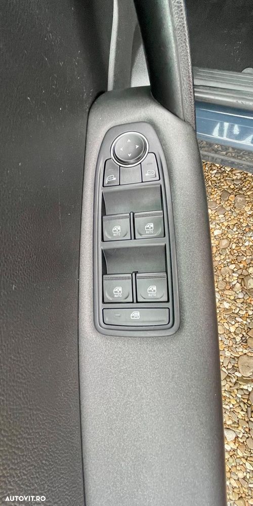 Renault Captur TCe 90 Equilibre - 11