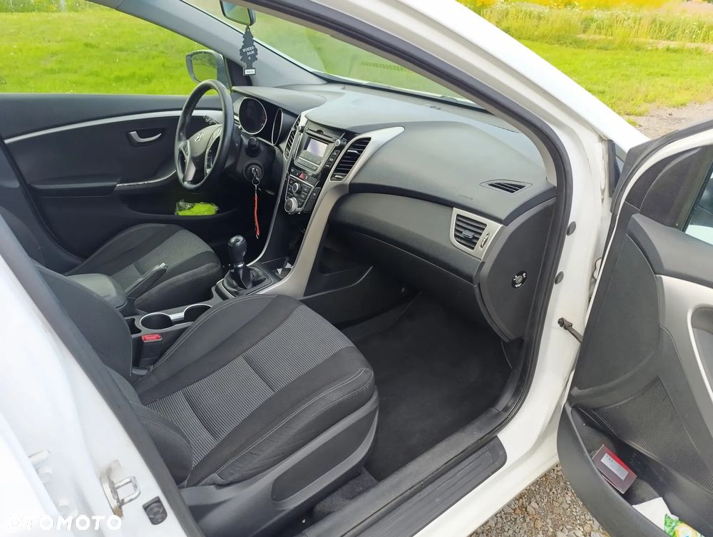Hyundai i30 1.6 CRDi BlueDrive Comfort - 18