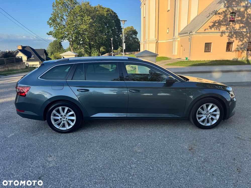 Skoda Superb 1.6 TDI DSG Ambition - 14