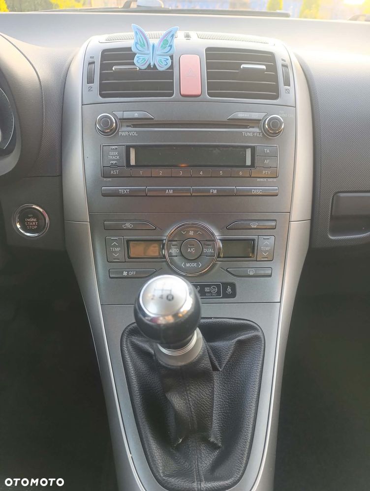 Toyota Auris 1.6 VVT-i Prestige - 16