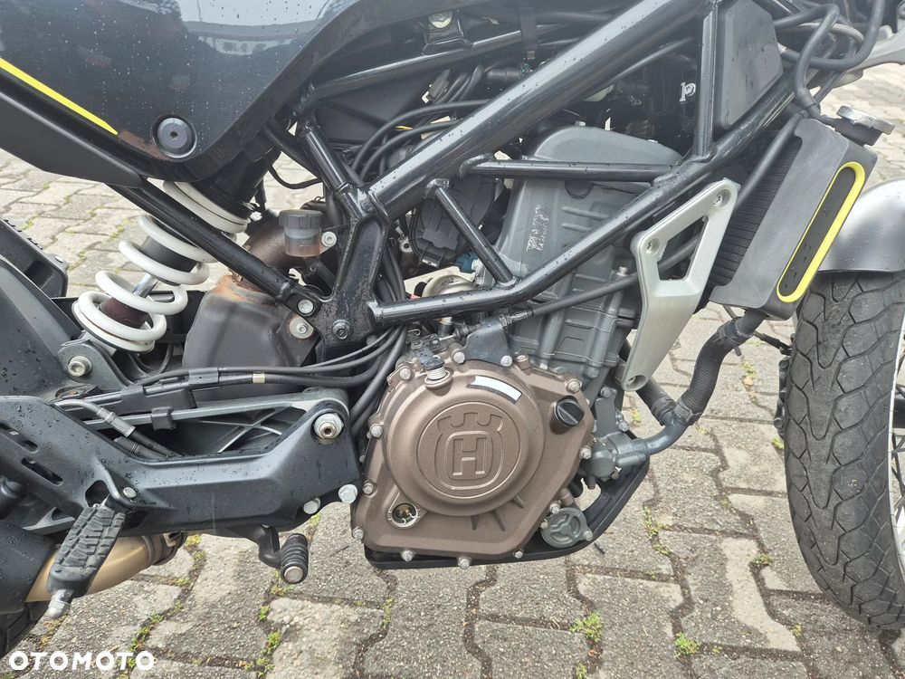 Husqvarna Svartpilen - 20