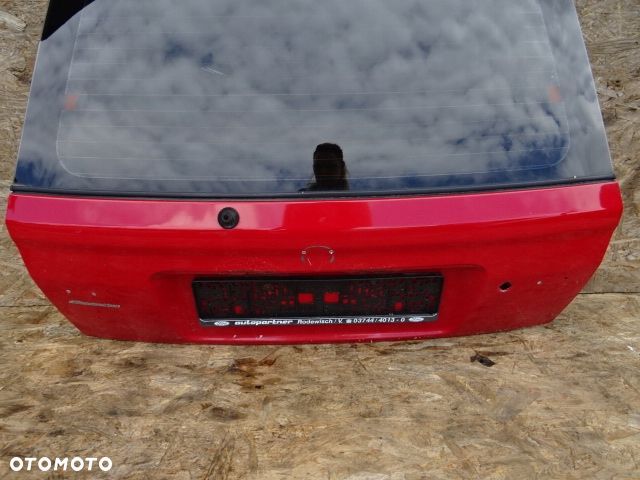 SZYBA KLAPA TYŁ TYLNA MAZDA 323P 97-00 - 3