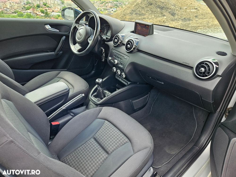 Audi A1 1.4 TFSI Attraction - 6