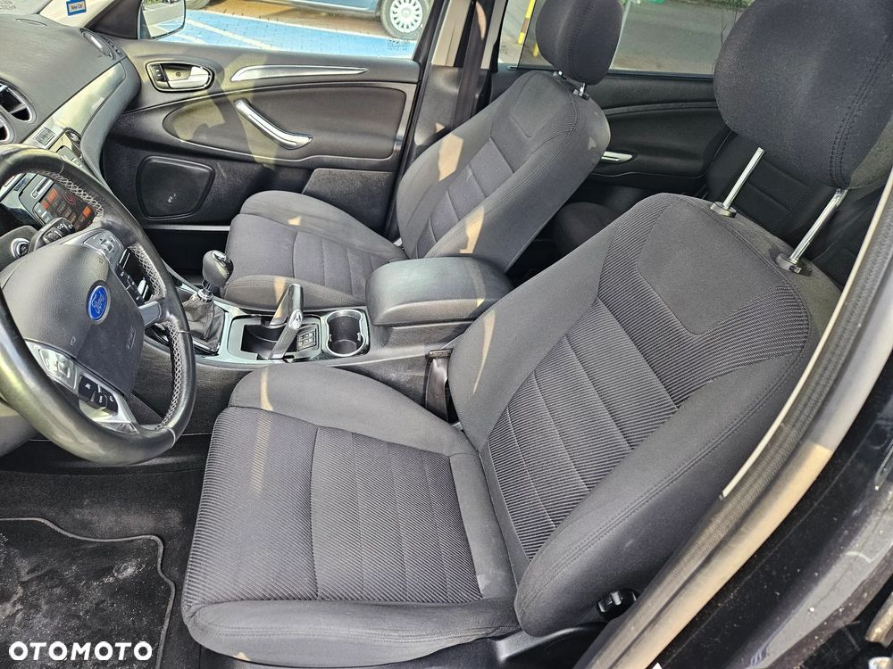 Ford S-Max 2.0 TDCi DPF Titanium - 16