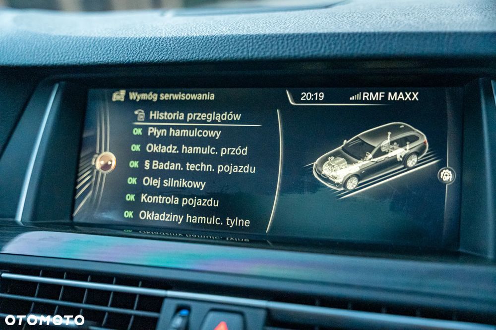 BMW Seria 5 530d xDrive - 25
