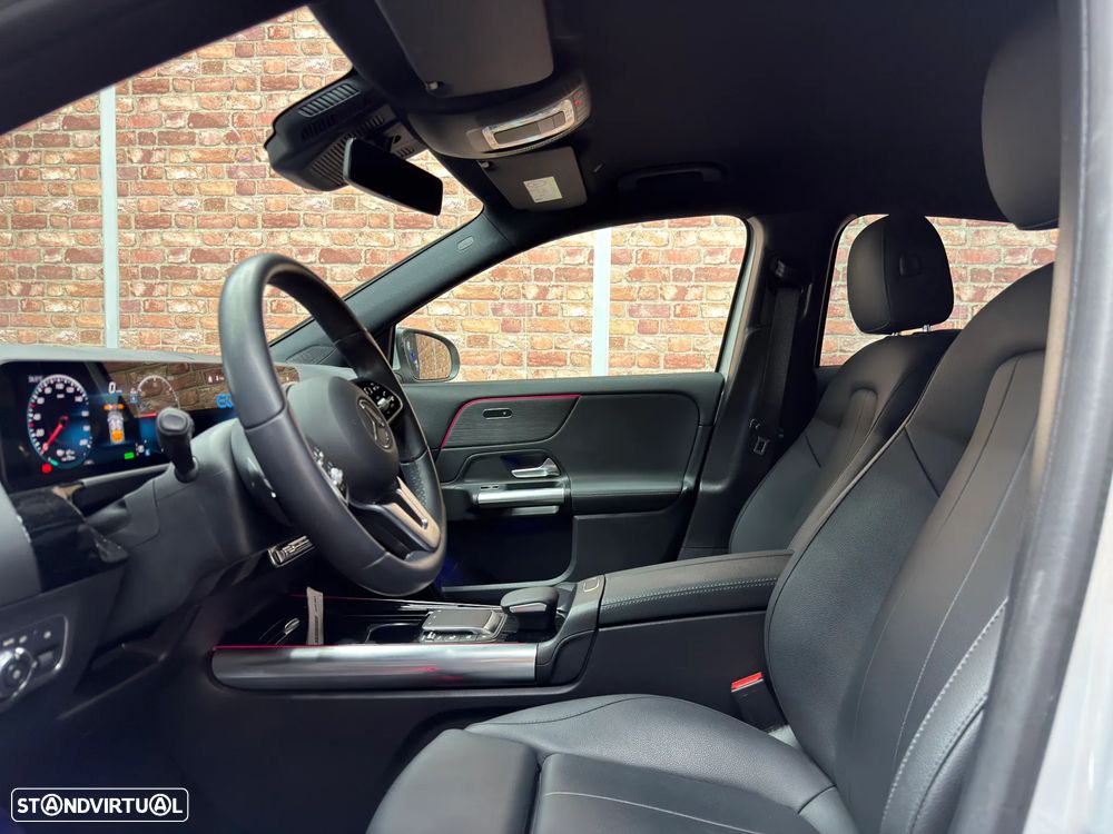 Mercedes-Benz EQA 300 4Matic Progressive - 8
