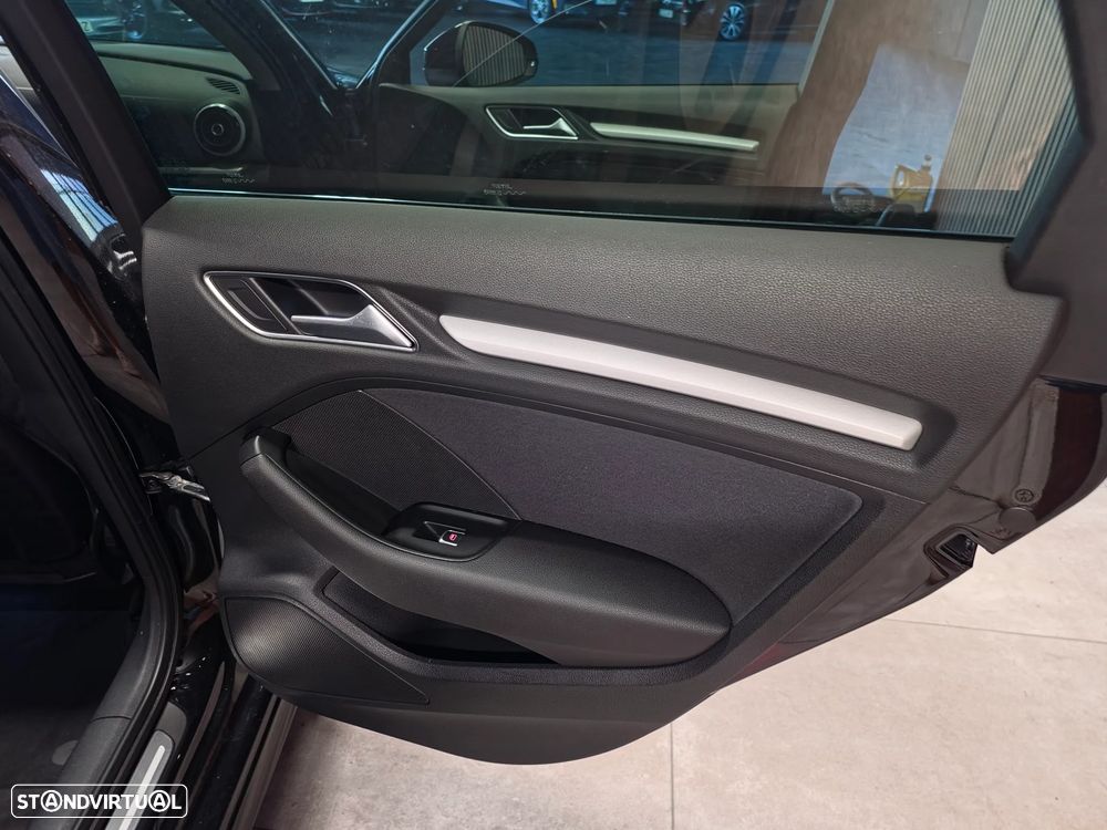 Audi A3 Sportback e-tron 1.4 TFSI Sport S tronic - 23