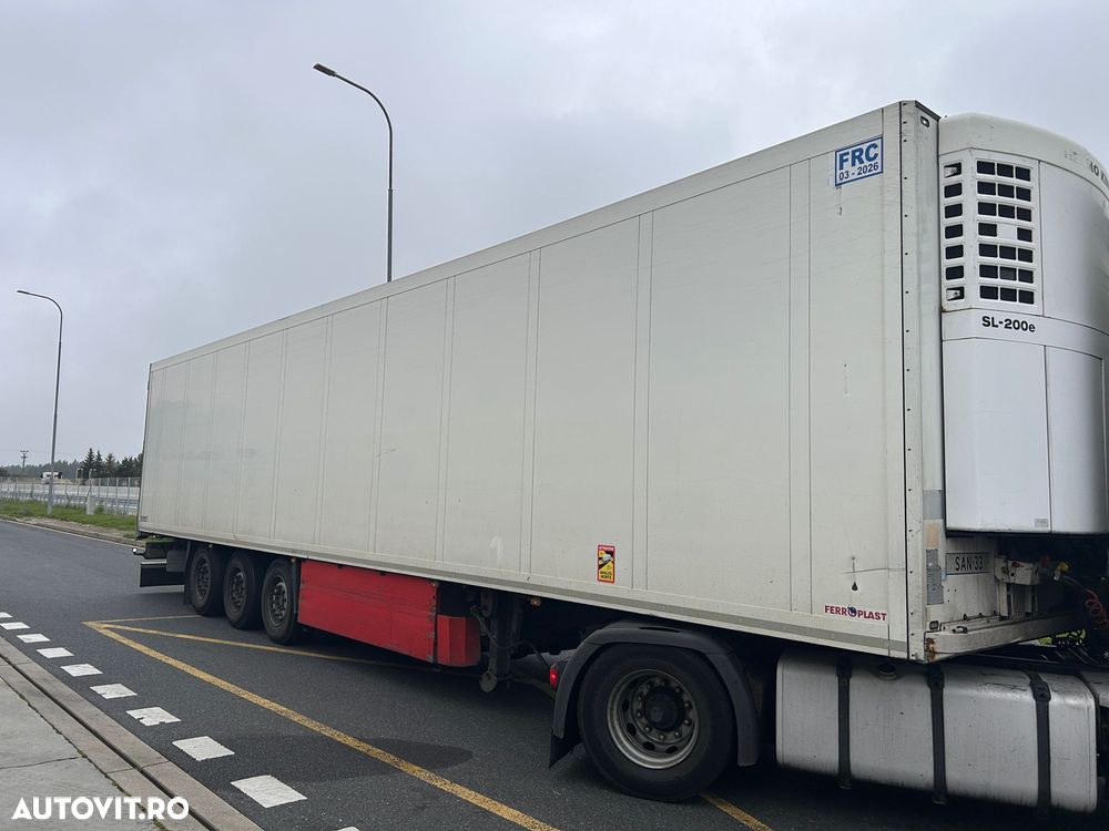 Schmitz Cargobull SKO24 - 2