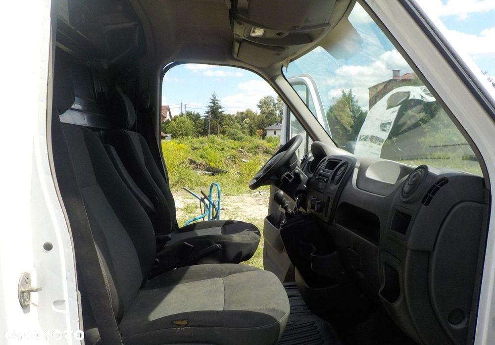 Renault Master - 25
