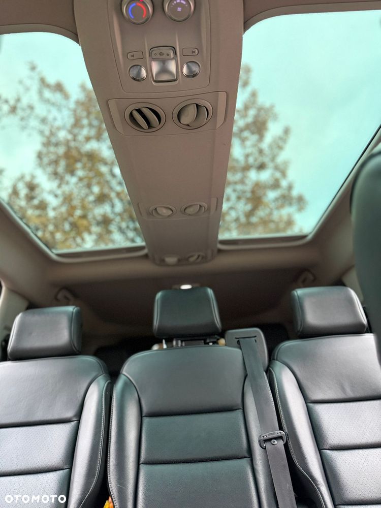 Peugeot Traveller - 22