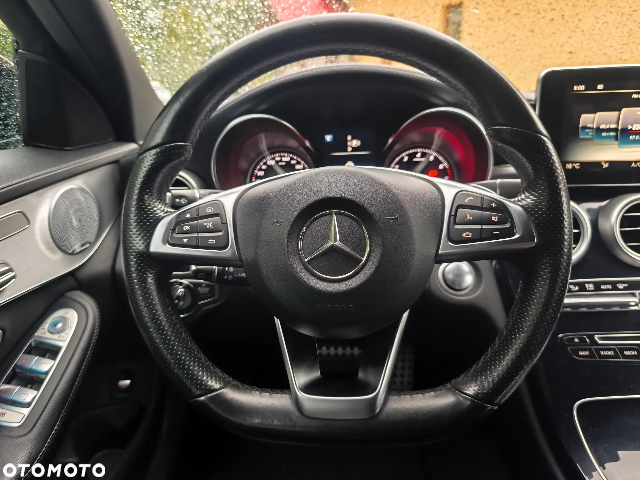 Mercedes-Benz Klasa C 450 AMG 4-Matic 7G-TRONIC - 27