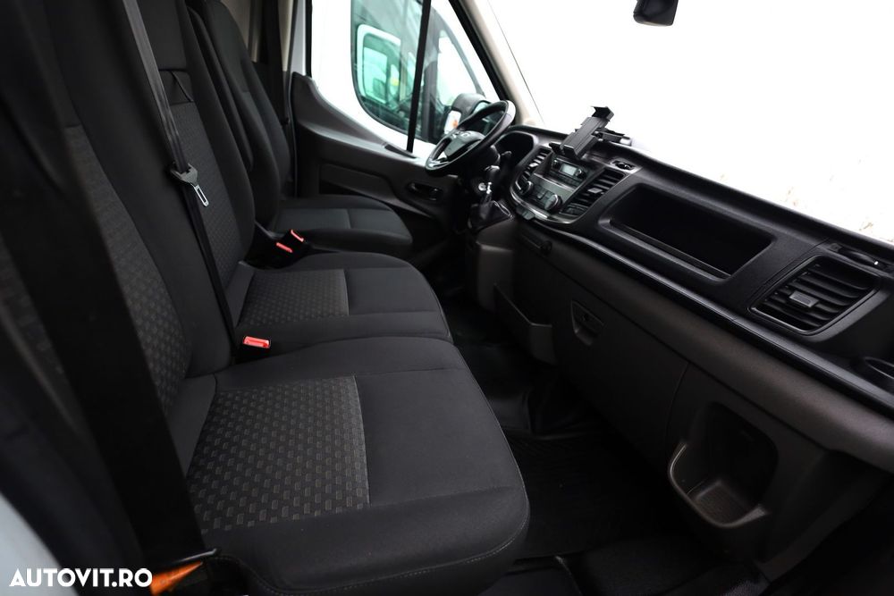 Ford Transit - 12