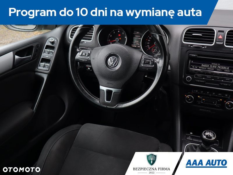 Volkswagen Golf - 9