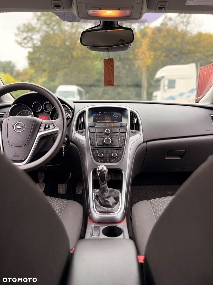 Opel Astra - 31