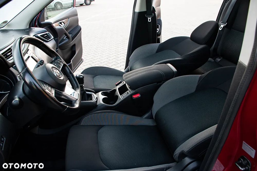 Nissan Qashqai 1.2 DIG-T Tekna+ - 37