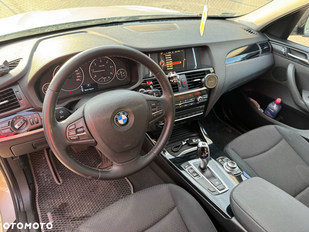 BMW X3 sDrive18d - 8