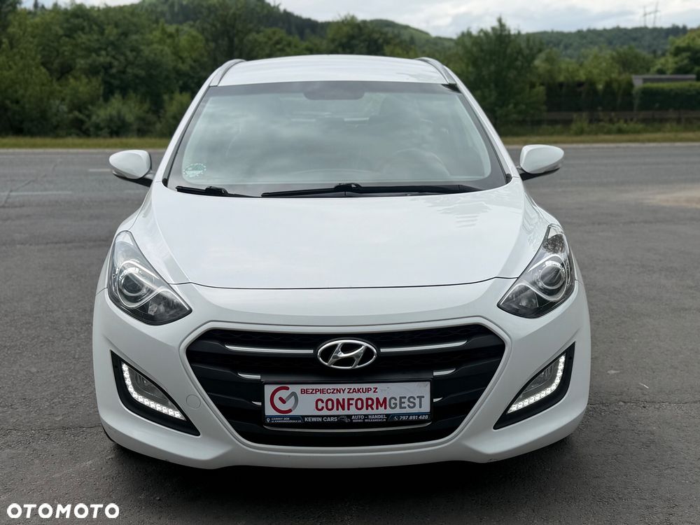Hyundai i30 1.6 CRDi Premium - 6