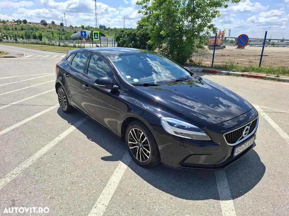 Volvo V40 D3 Aut. Momentum - 28