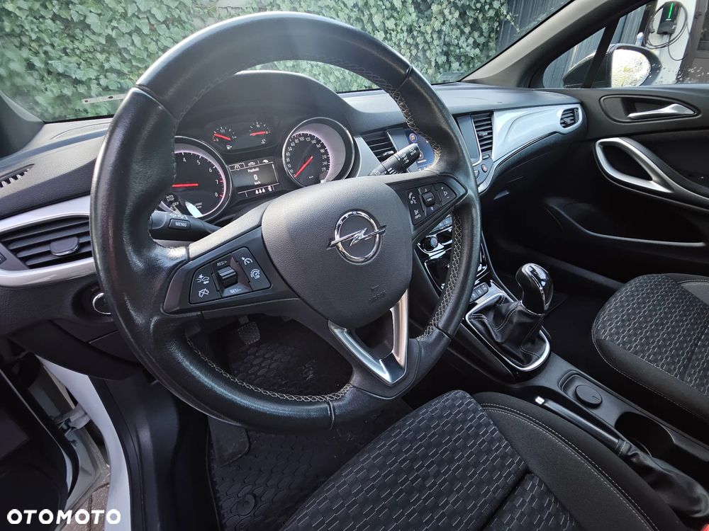 Opel Astra 1.2 T GS Line S&S - 25