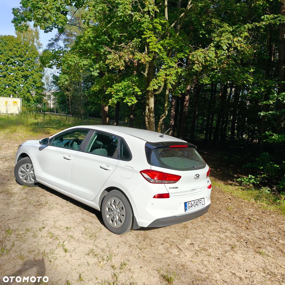 Hyundai i30 1.4 Classic + - 14