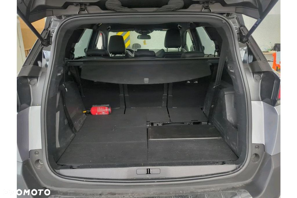 Peugeot 5008 - 13