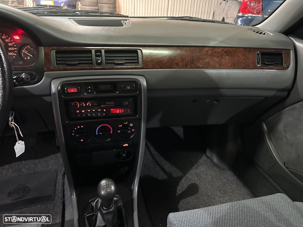 Honda Civic 1.4i - 14