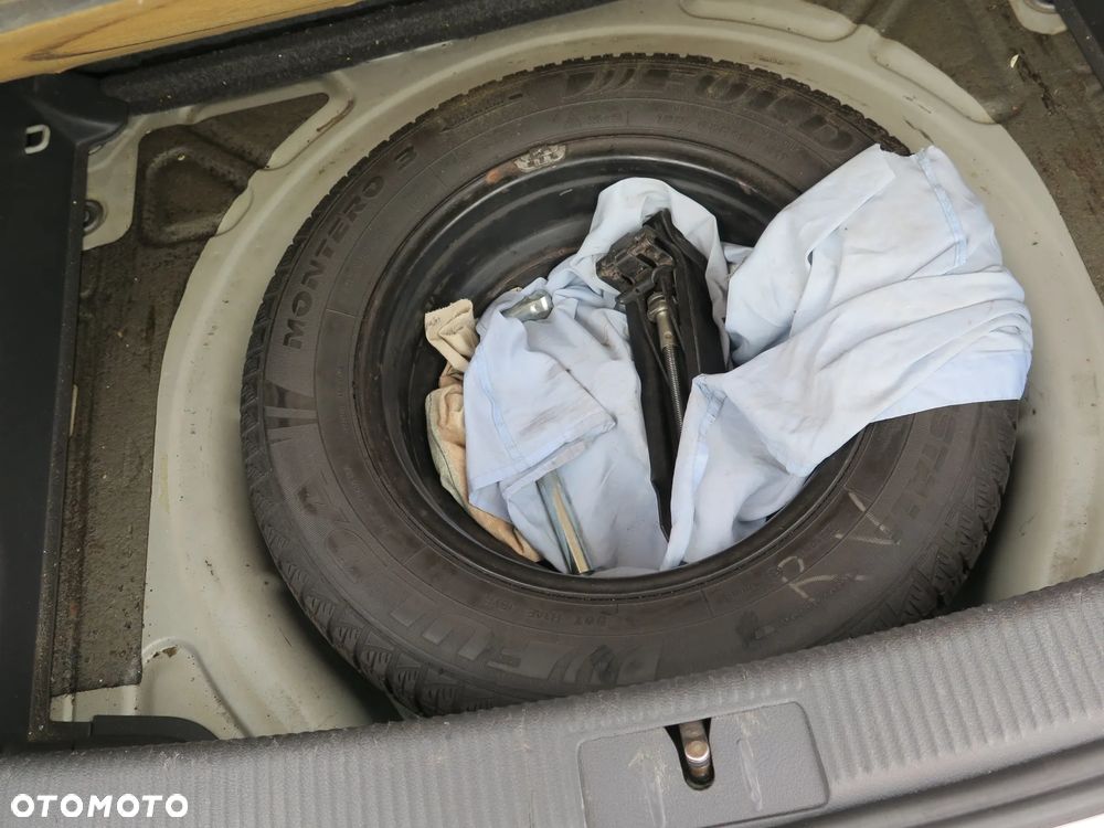 Volkswagen Golf Plus - 23