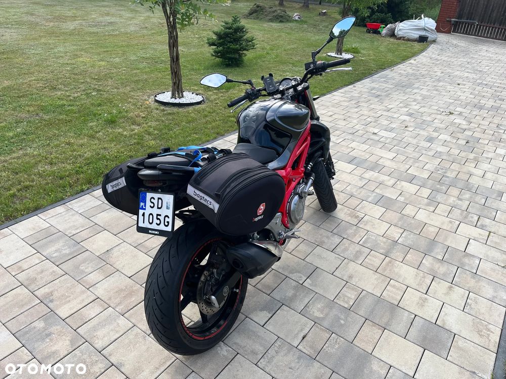 Suzuki Gladius - 5