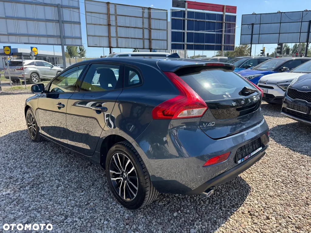 Volvo V40 D2 Geartronic Momentum - 13