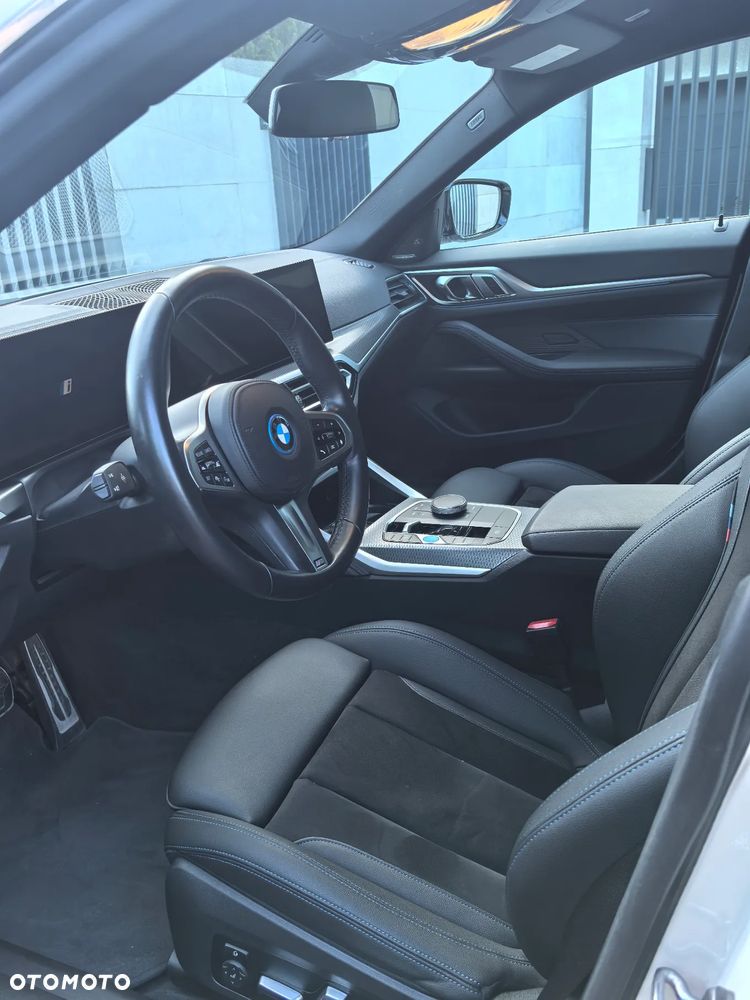 BMW i4 80.7kWh eDrive 35 M Sport - 6
