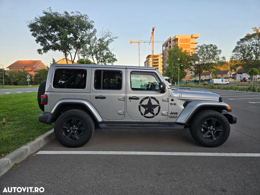 Jeep Wrangler - 4