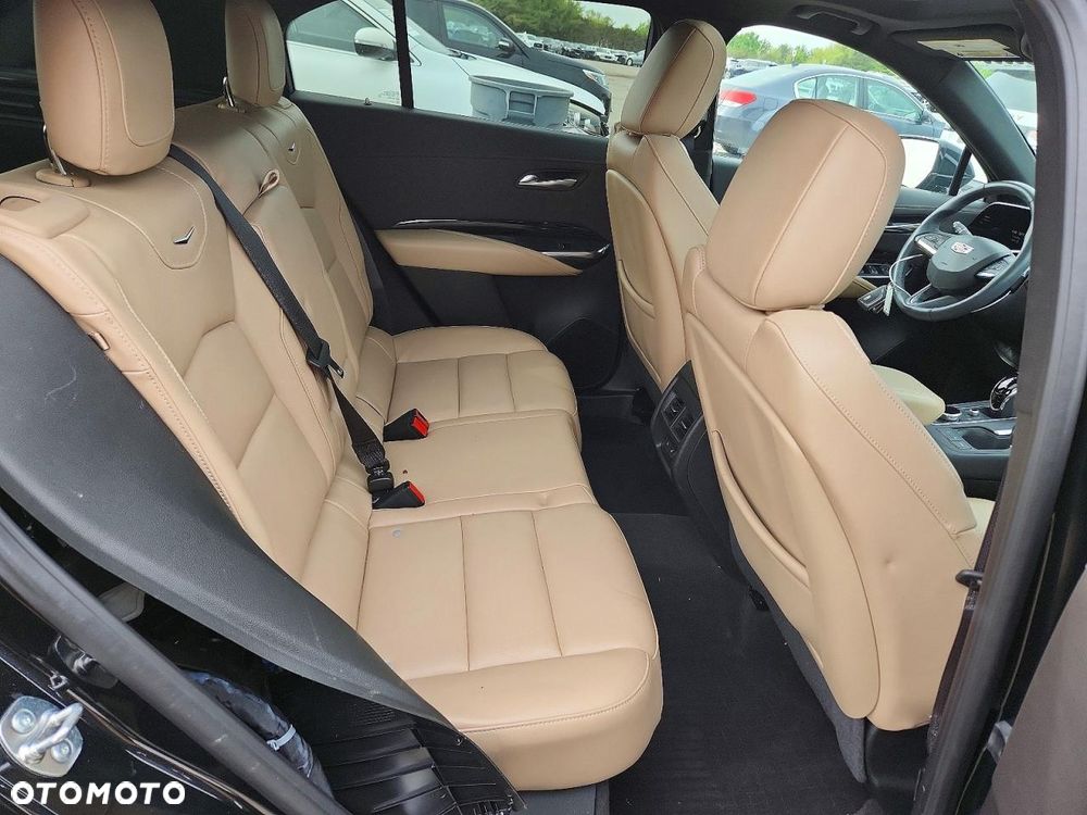 Cadillac XT4 - 12