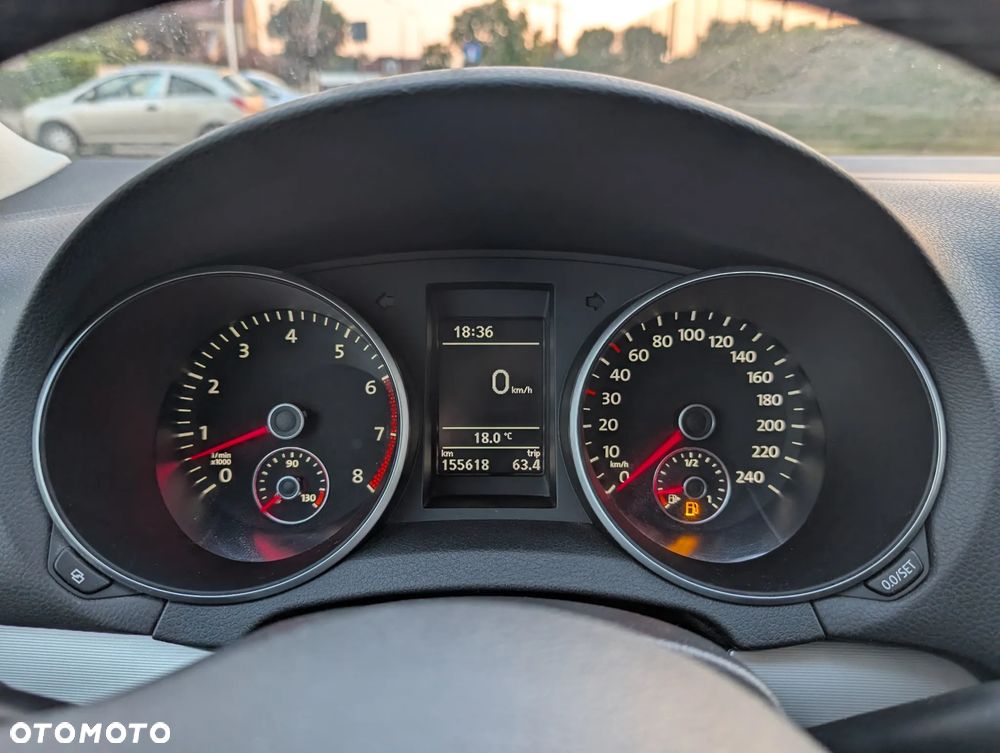Volkswagen Golf - 14