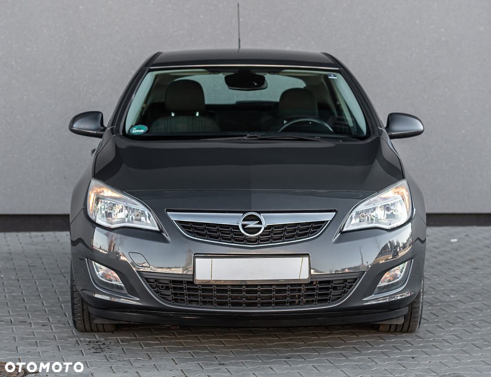 Opel Astra - 4