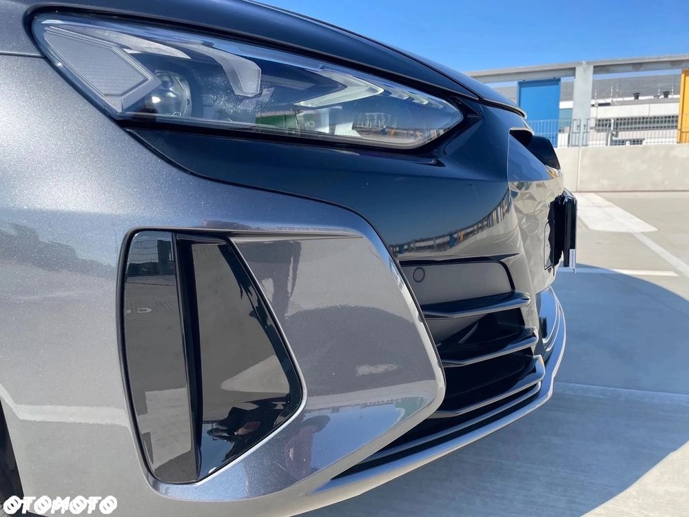 Audi e-tron GT 60 93kWh Quattro - 16