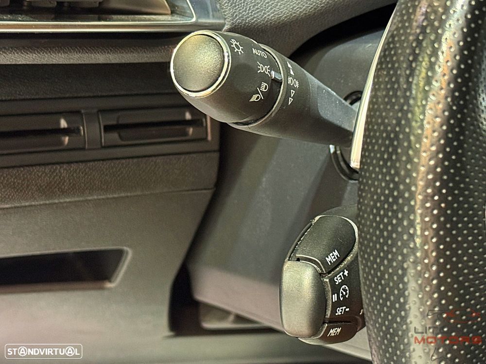 Peugeot 5008 1.2 PureTech GT Line EAT8 - 23