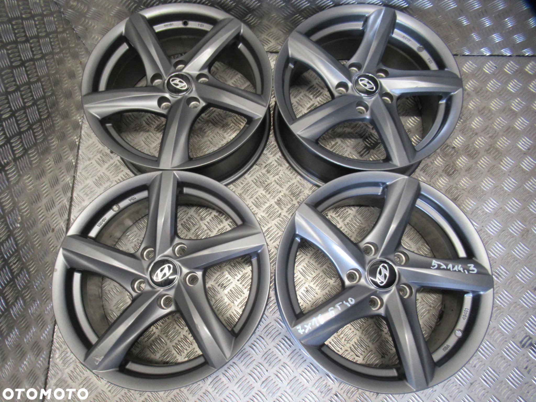 Felgi Hyundai I30, I40, IX20, IX35, Kona, Tucson Mitsubishi 7Jx16 et40 5x114,3 - 1