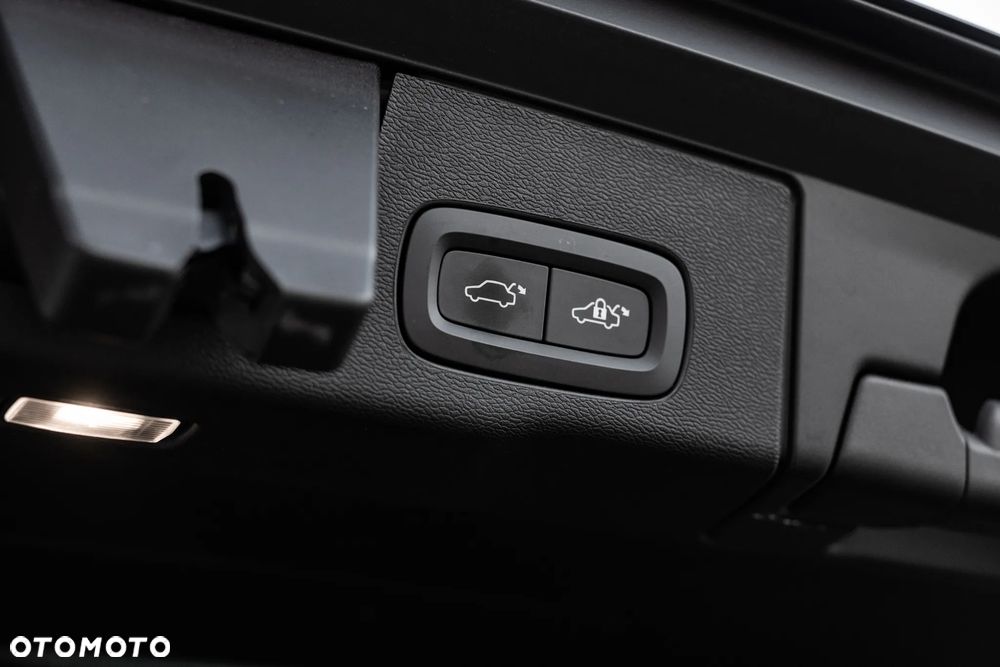 Volvo XC 60 B4 D Core - 38