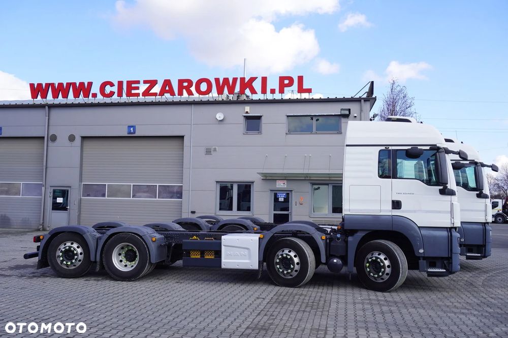 MAN TGS 35.420 8×2 / Chassis 6.4 m / 3 steered axles / 3 units - 4