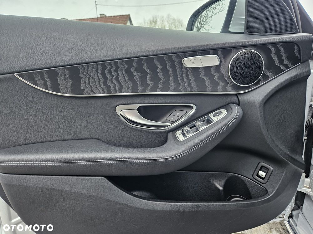 Mercedes-Benz Klasa C 220 d 4MATIC 9G-TRONIC - 18