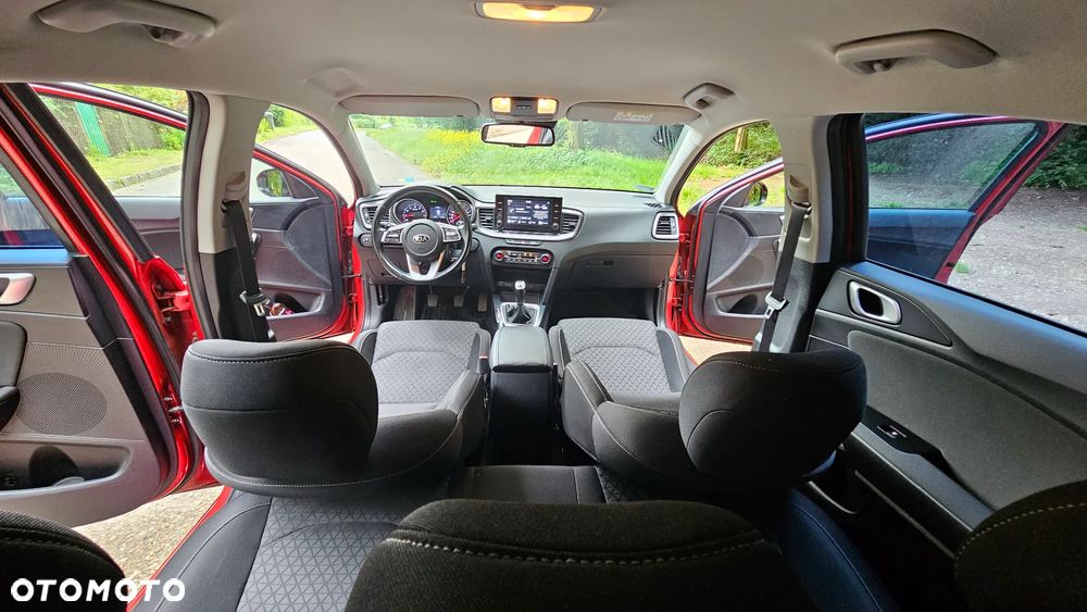 Kia Ceed 1.4 T-GDI M - 11