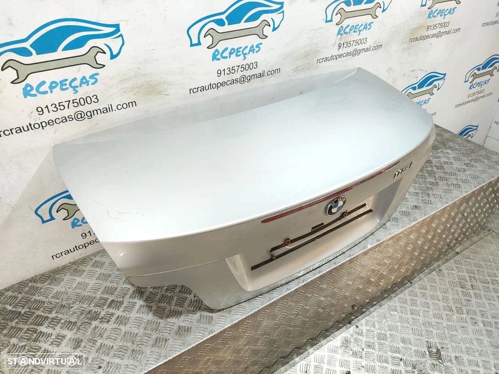Porta Tampa Mala BMW Serie 1 E82 Coupé Fecho Puxador 3° Stop - 5