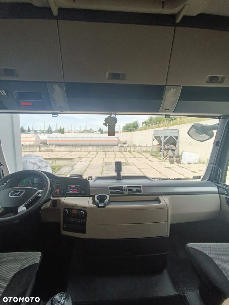 MAN tgx - 19