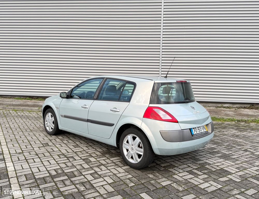 Renault Mégane 1.4 Privilège - 5