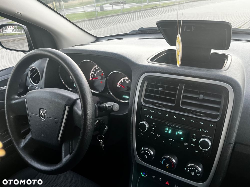 Dodge Caliber 2.0 SE - 11