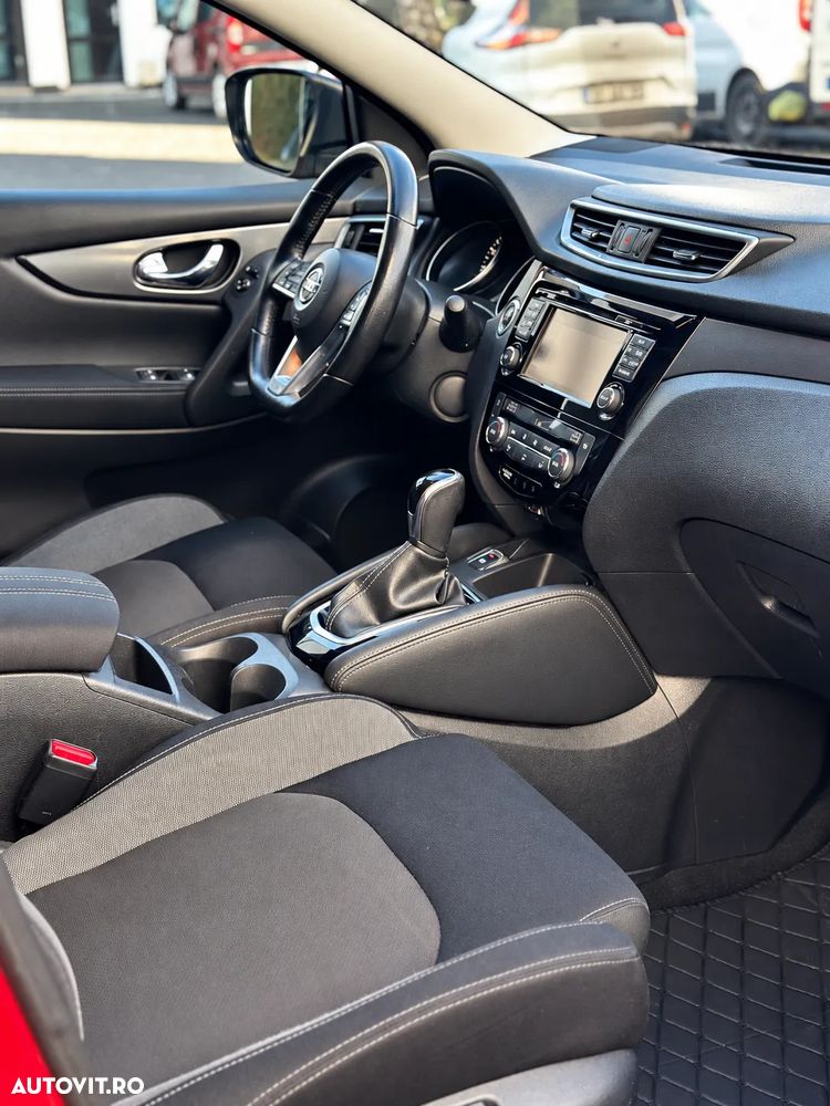 Nissan Qashqai 1.2 DIG-T Start/Stop X-TRONIC Tekna - 19