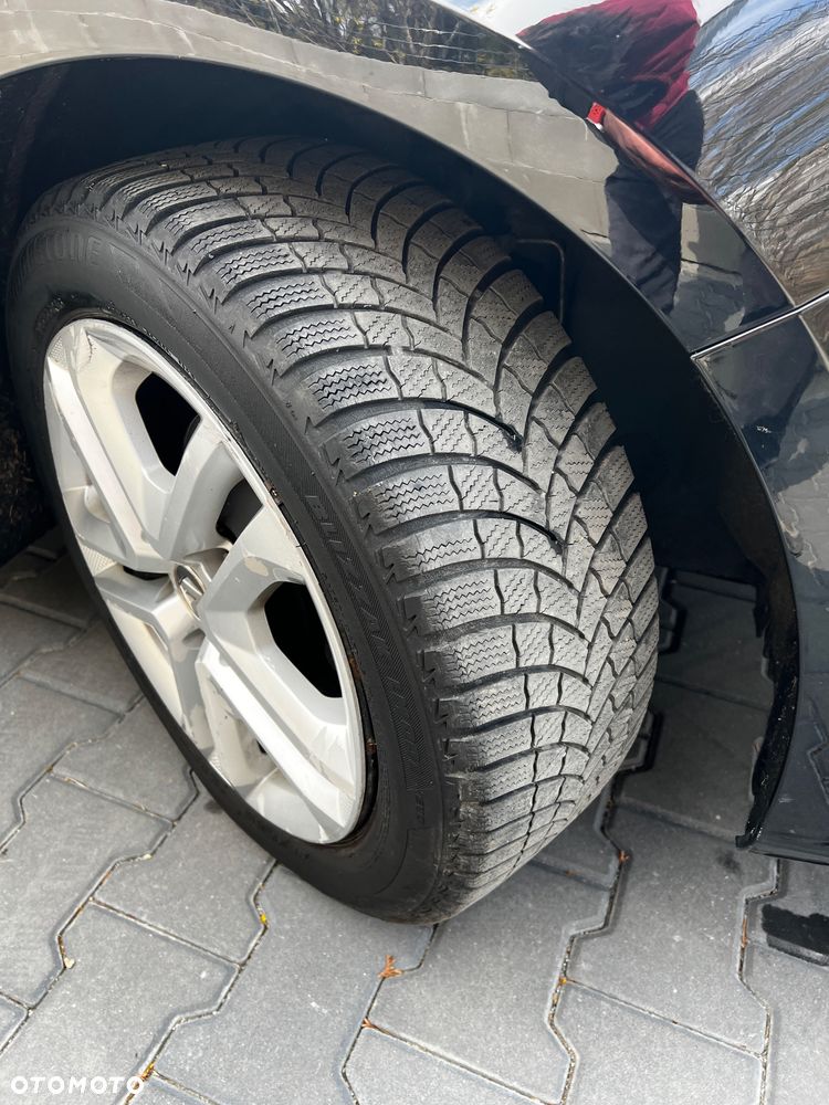 Renault Megane ENERGY TCe 100 INTENS - 33