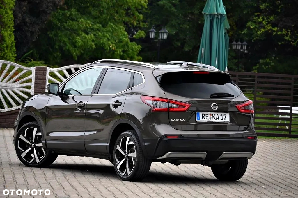 Nissan Qashqai 1.2 DIG-T Xtronic TEKNA+ - 24