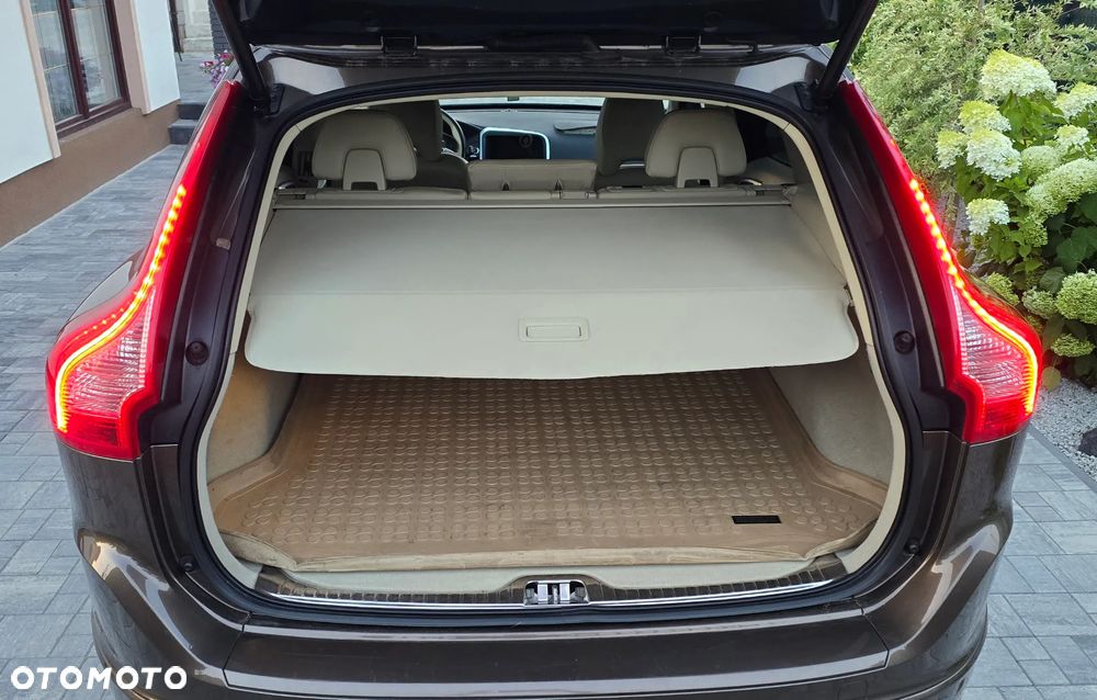 Volvo XC 60 D4 Inscription - 7