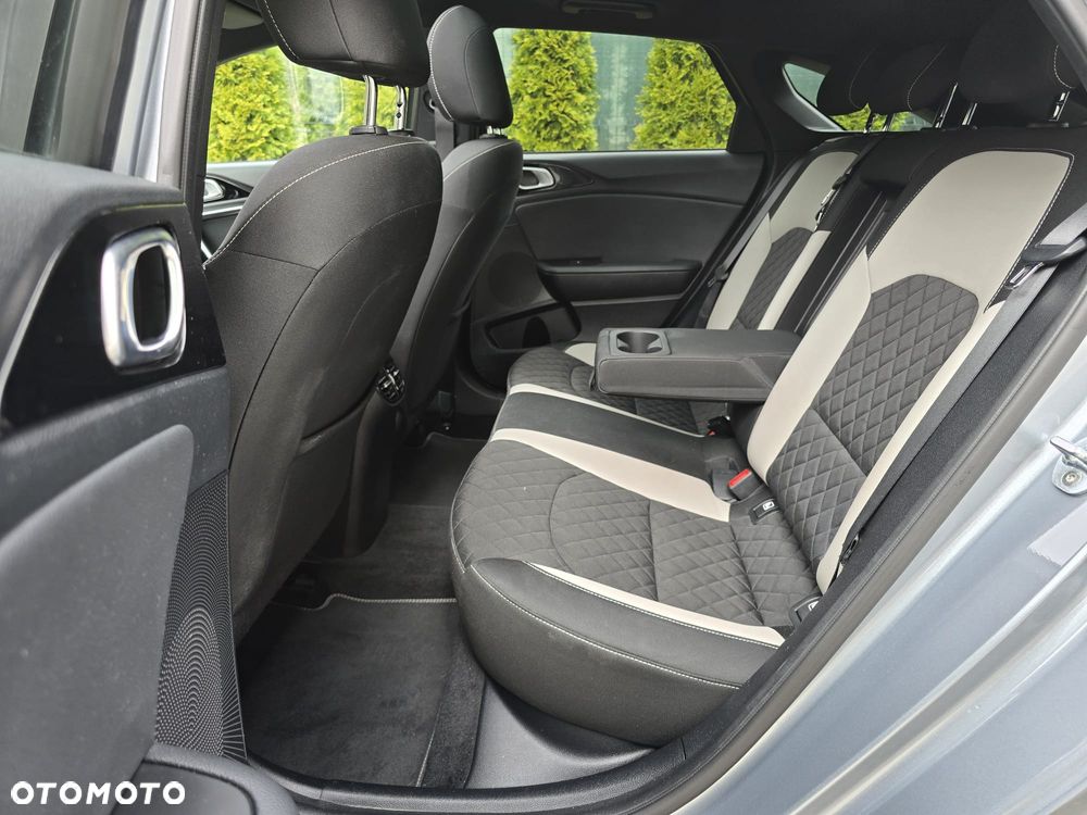 Kia ProCeed 1.6 CRDi DCT7 SCR GT LINE - 17